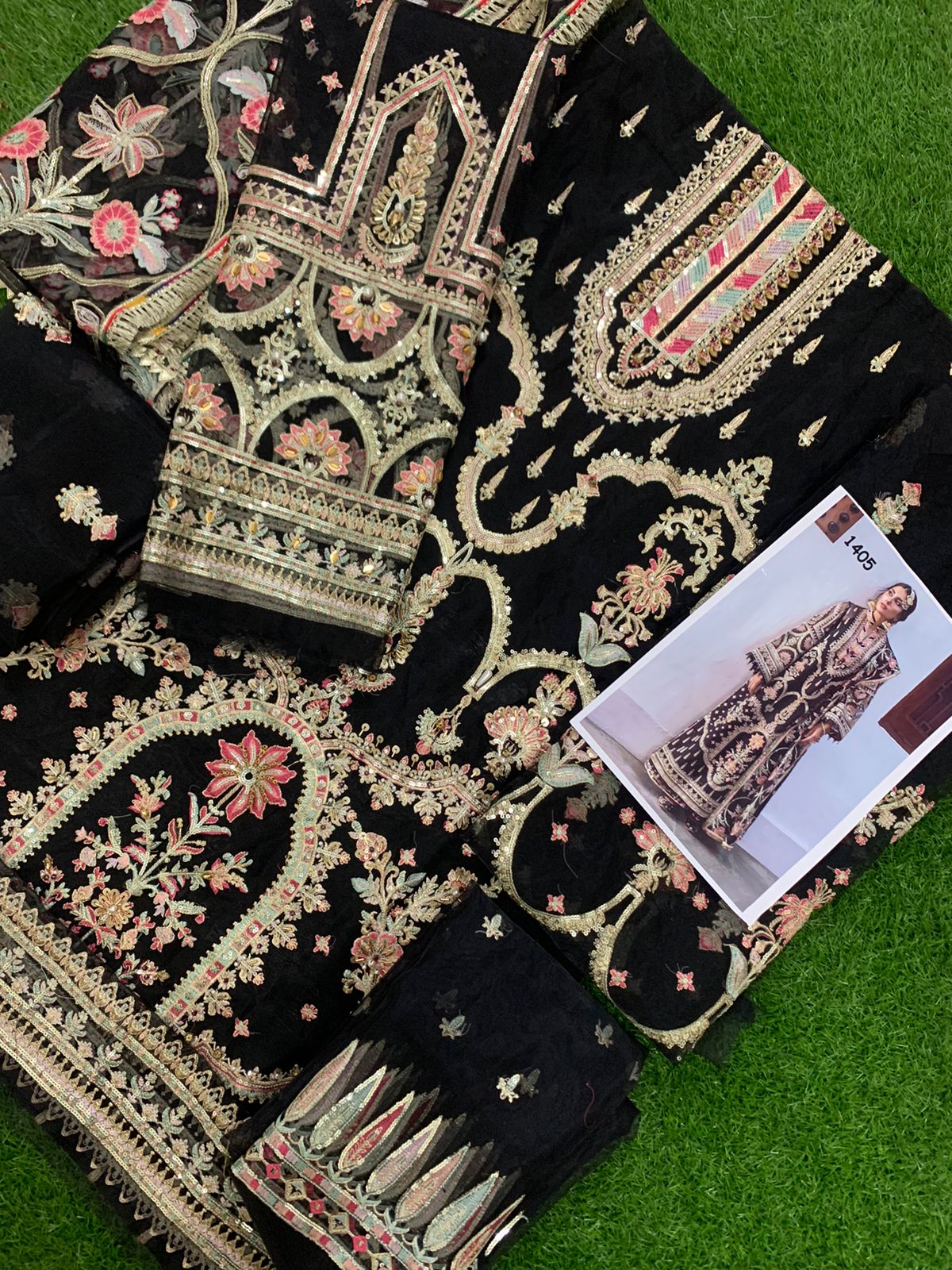 MNR MOHSIN NAVEED RANJHA ORGANZA GHARARA